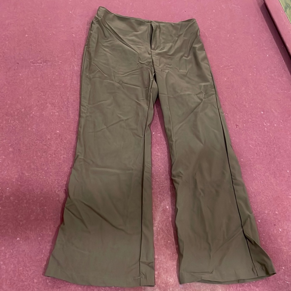 H&M cropped trousers